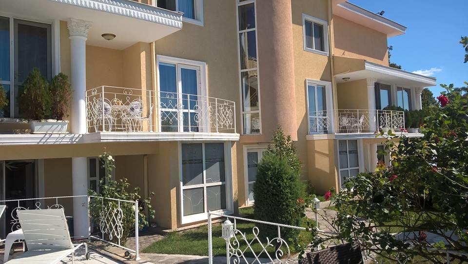 Бутиков Хотел History Haskovo Eksteriør billede